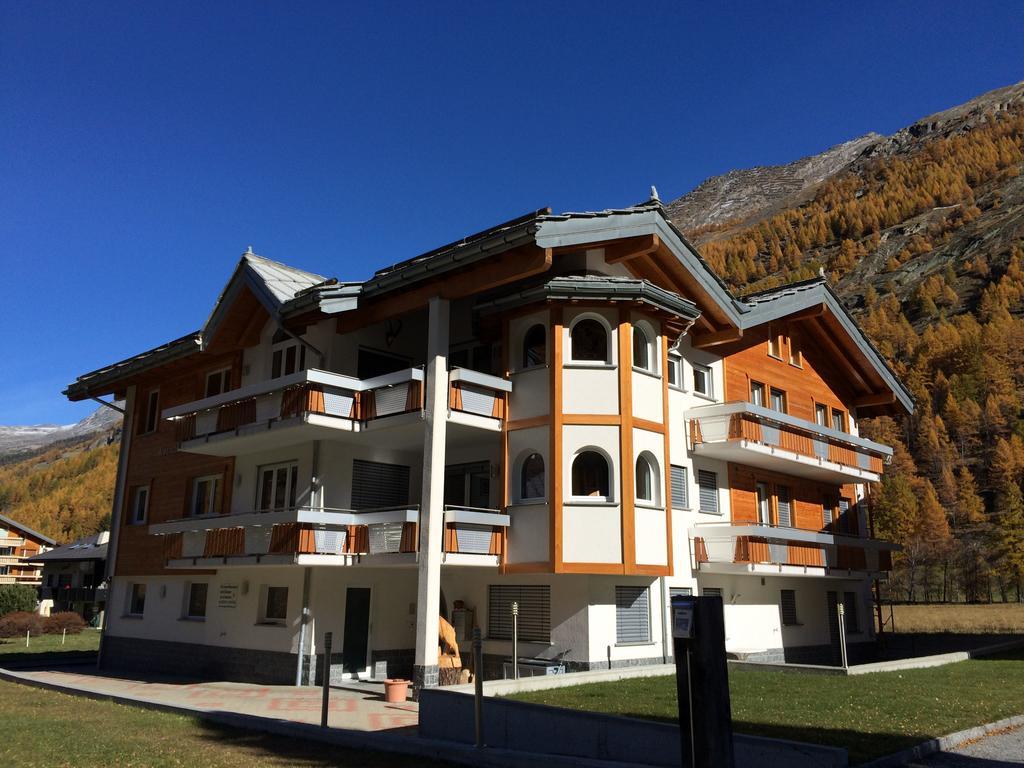 Апартаменты Haus Alpenstern Саас-Грунд Экстерьер фото